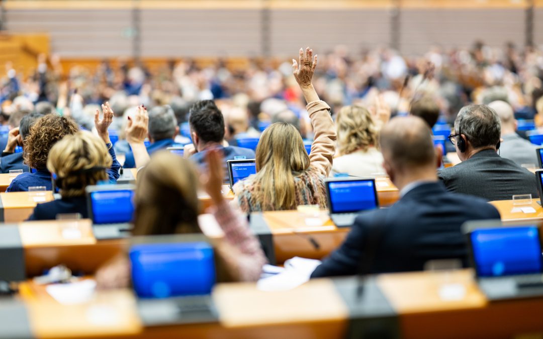 26 mars 2026 : Adoption de la position du Parlement européen sur le règlement Retour pour « l’Etablissement d’un système commun en matière de retour des ressortissants de pays tiers en séjour irrégulier dans l’Union »