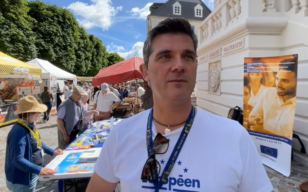 La Maison de l&rsquo;Europe – EUROPE DIRECT Limousin au marché de Terrasson-Lavilledieu